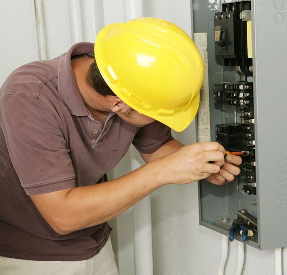 Electrician Deltona Florida – Fast, Reliable Electrical Services Near You